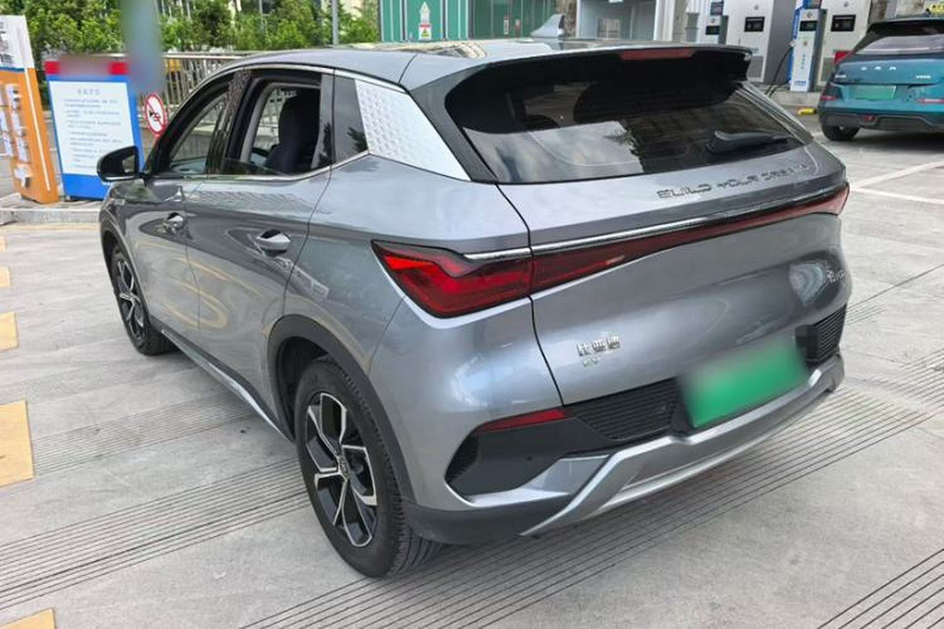 Used BYD Yuan PLUS 2022 510 km Luxury Version Exterior 2