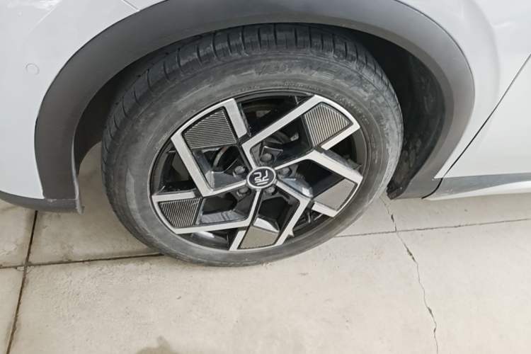Used BYD Yuan PLUS 2022 510 km Flagship Version Exterior 4