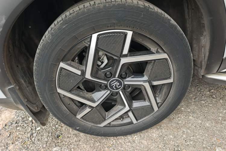 Used BYD Yuan PLUS 2022 510 km Flagship Version Exterior 5