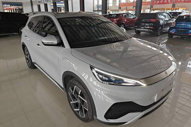 Used BYD Yuan PLUS 2022 510KM Flagship PLUS Front Right 45 Deg