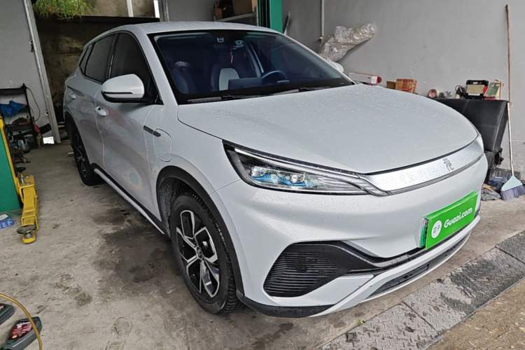 Used BYD Yuan PLUS 2022 510 km Luxury Version Front Right 45 Deg
