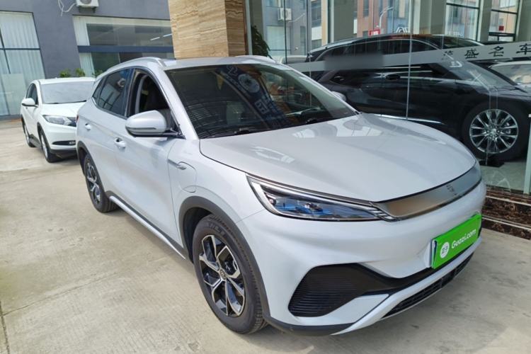Used BYD Yuan PLUS 2022 430 km Luxury Version Front Right 45 Deg