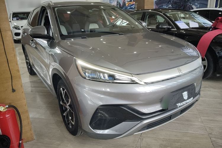 Used BYD Yuan PLUS 2022 430 km Luxury Version Front Right 45 Deg
