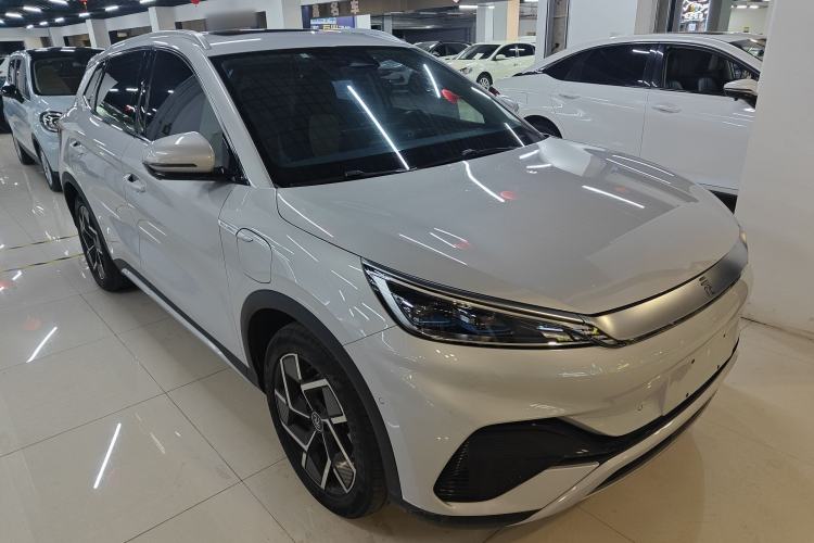 Used BYD Yuan PLUS 2022 510KM Flagship PLUS Front Right 45 Deg