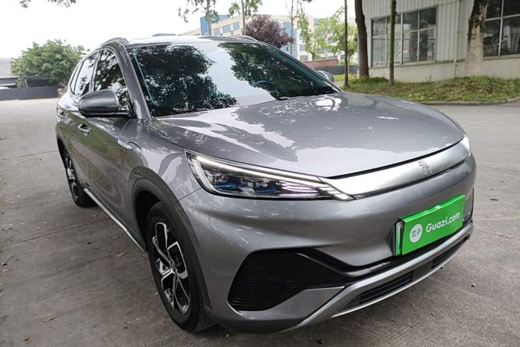 Used BYD Yuan PLUS 2022 430 km Luxury Version Front Right 45 Deg