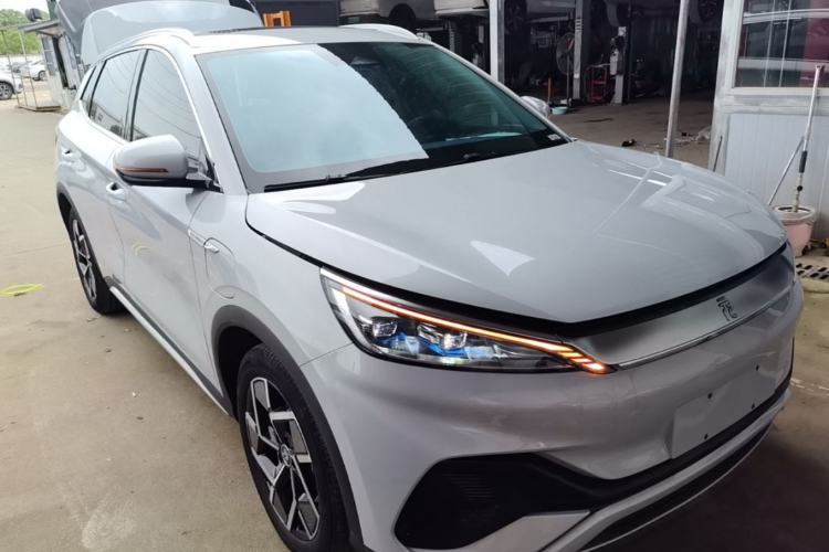 Used BYD Yuan PLUS 2022 510 km Flagship Version Front Right 45 Deg