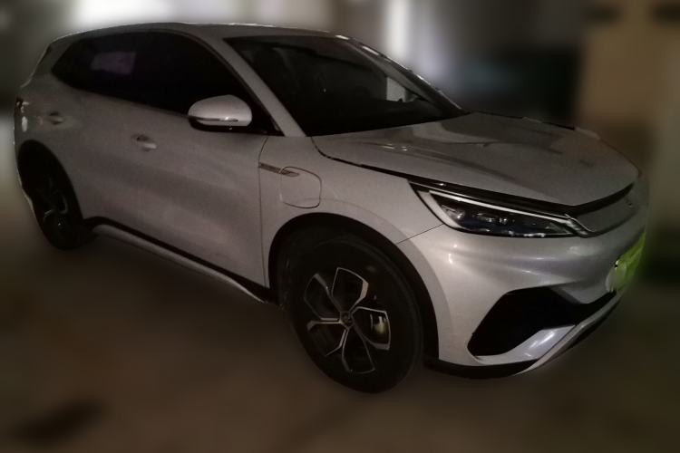 Used BYD Yuan PLUS 2022 510 km Luxury Version Front Right 45 Deg