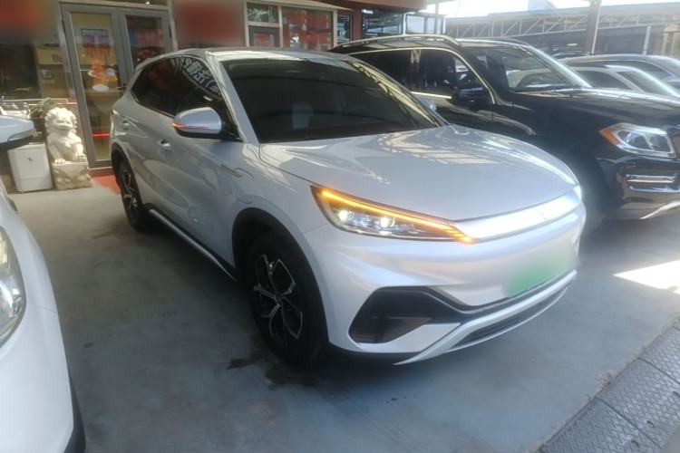 Used BYD Yuan PLUS 2022 430 km Luxury Version Front Right 45 Deg