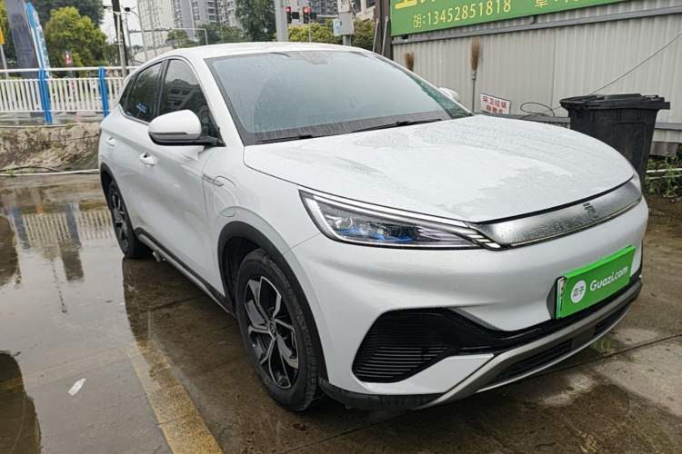 Used BYD Yuan PLUS 2022 430 km Luxury Version Front Right 45 Deg