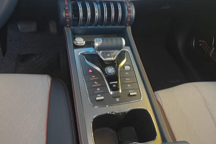 Used BYD Yuan PLUS 2022 510 km Flagship Version Gear Lever