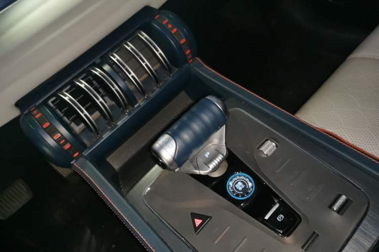 Used BYD Yuan PLUS 2022 430 km Luxury Version Gear Lever