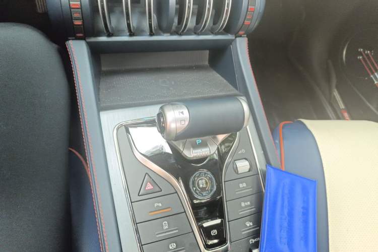 Used BYD Yuan PLUS 2022 430 km Luxury Version Gear Lever