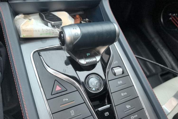 Used BYD Yuan PLUS 2022 430 km Luxury Version Gear Lever
