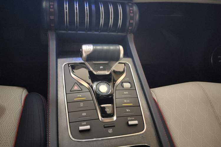 Used BYD Yuan PLUS 2022 430 km Luxury Version Gear Lever