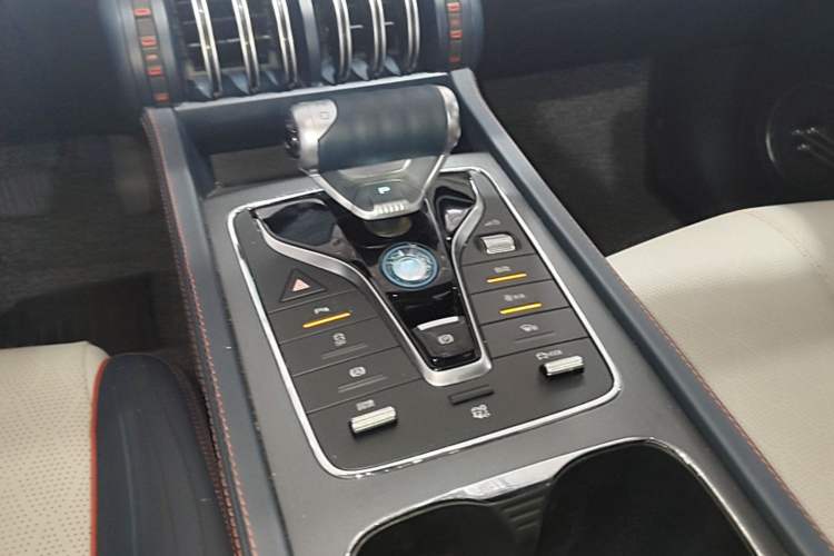 Used BYD Yuan PLUS 2022 510 km Luxury Version Gear Lever