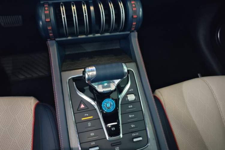 Used BYD Yuan PLUS 2022 430 km Luxury Version Gear Lever
