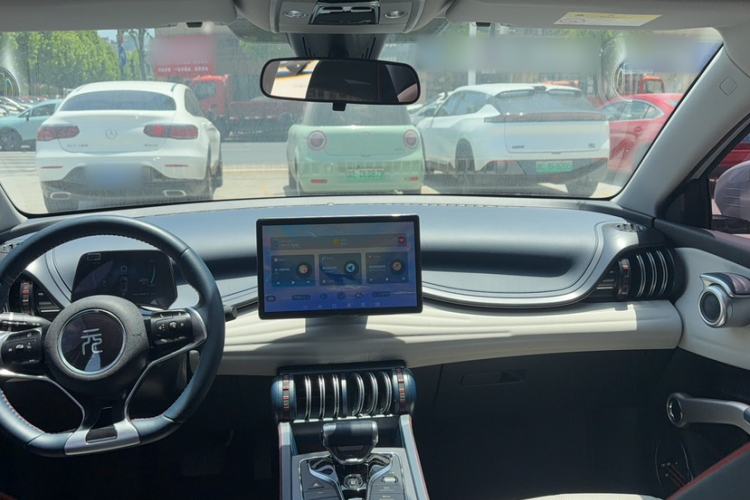 Used BYD Yuan PLUS 2022 510 km Luxury Version Interior 2
