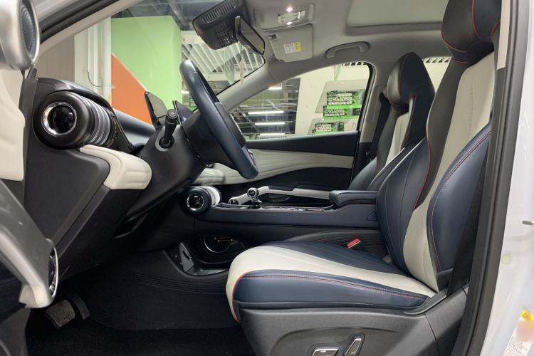 Used BYD Yuan PLUS 2022 510 km Luxury Version Interior 2