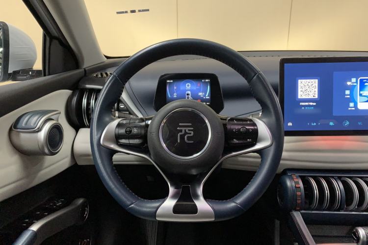 Used BYD Yuan PLUS 2022 510 km Luxury Version Interior 7