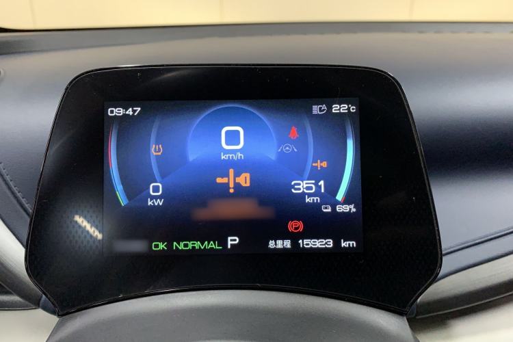 Used BYD Yuan PLUS 2022 510 km Luxury Version Interior 8