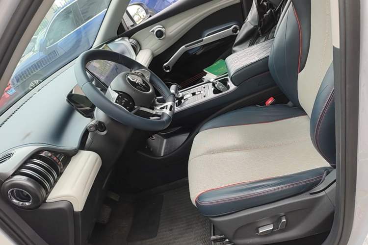 Used BYD Yuan PLUS 2022 510 km Flagship Version Left Front Seat