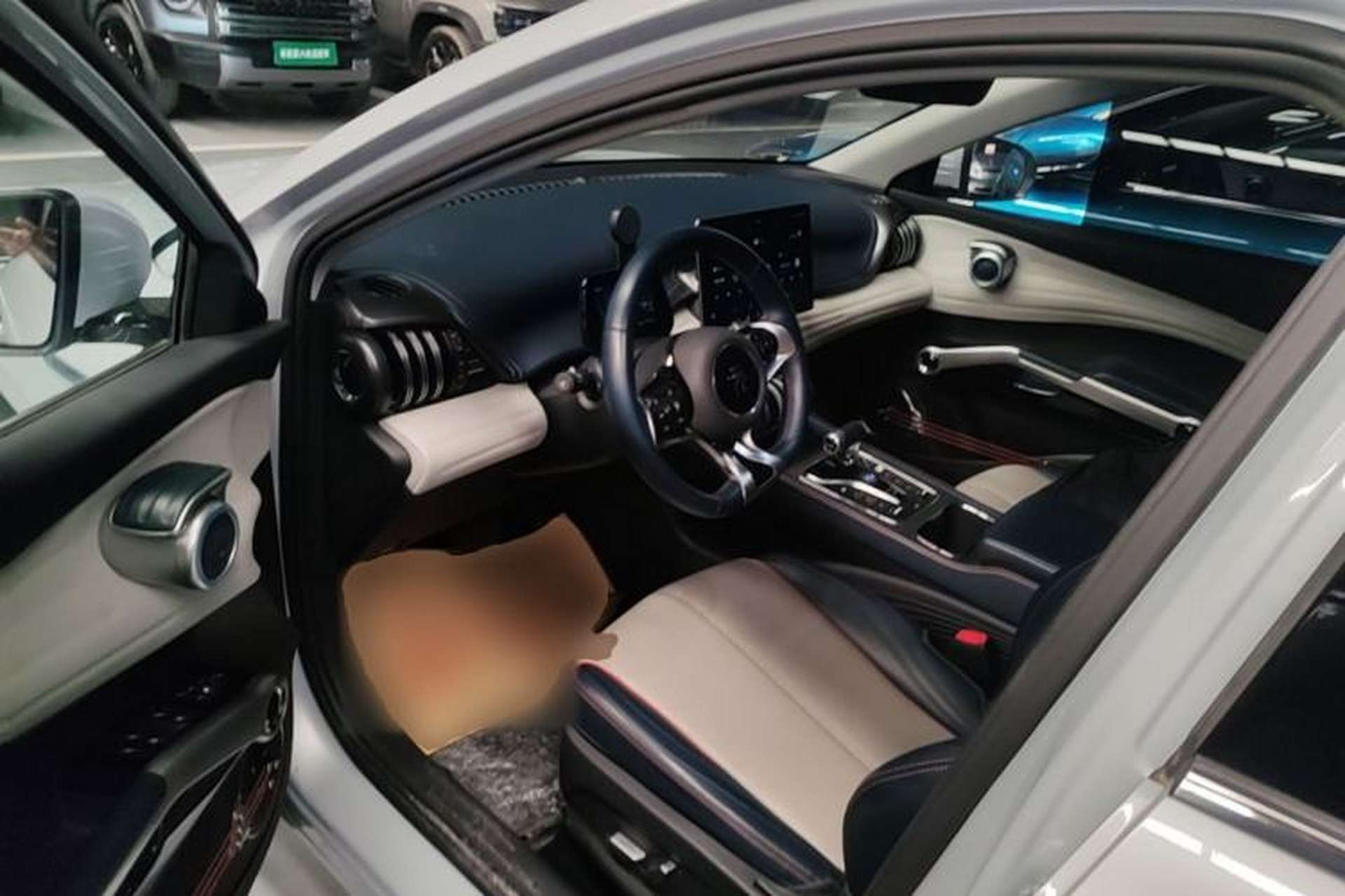 Used BYD Yuan PLUS 2022 510 km Flagship Version Left Front Seat