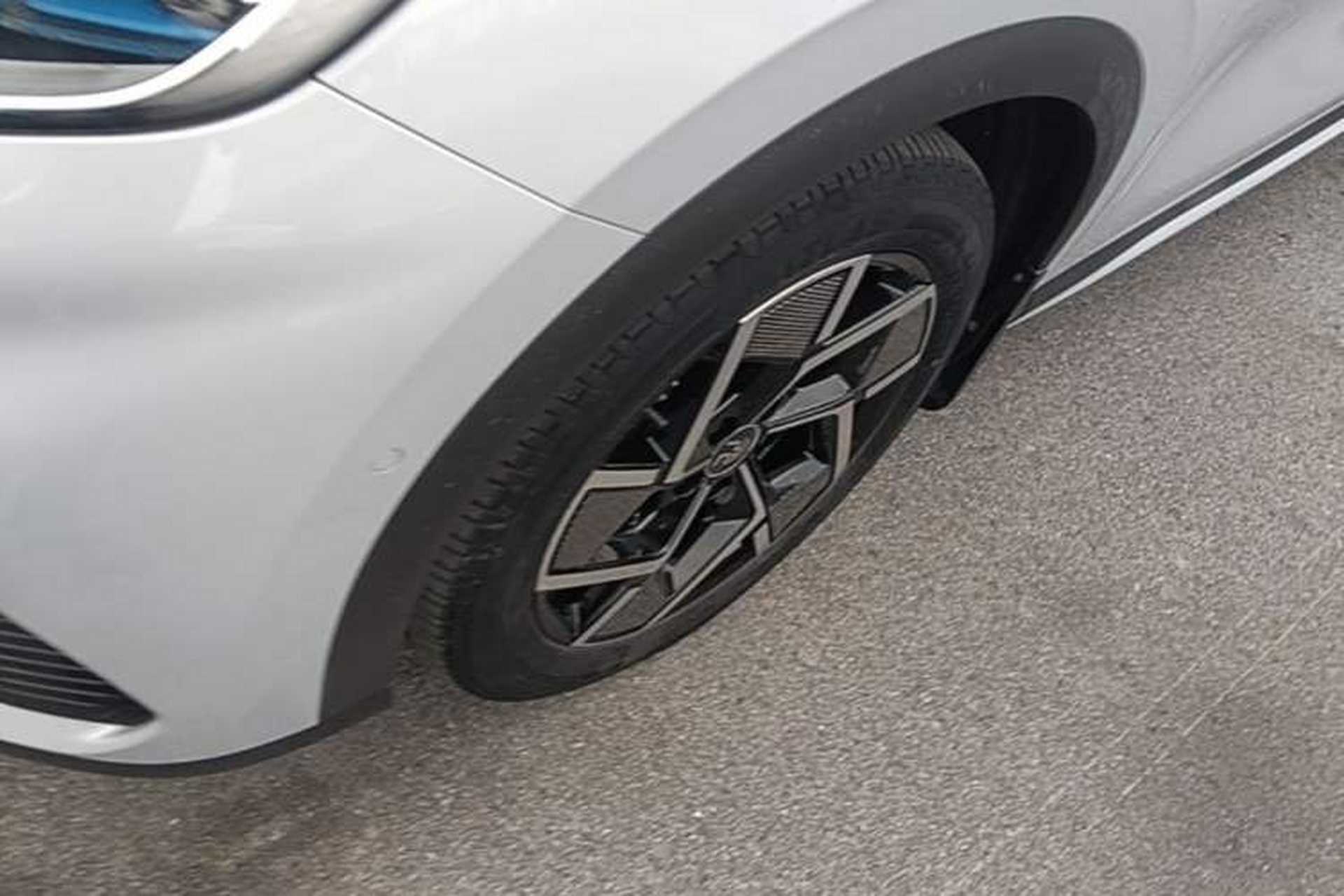 Used BYD Yuan PLUS 2022 510KM Flagship PLUS Left Front Wheel Hub