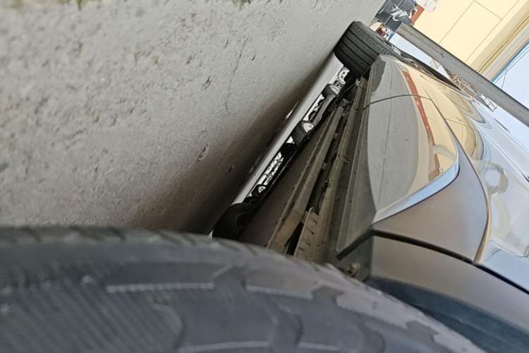 Used BYD Yuan PLUS 2022 430 km Luxury Version Left Side Sill