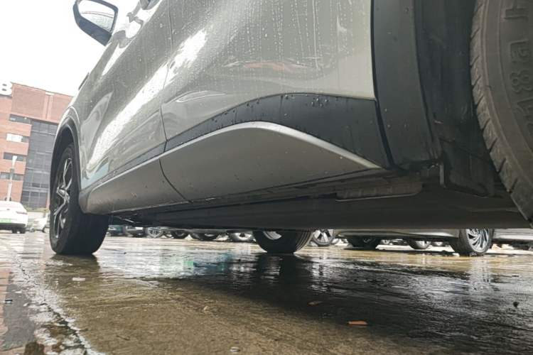 Used BYD Yuan PLUS 2022 430 km Luxury Version Left Side Sill