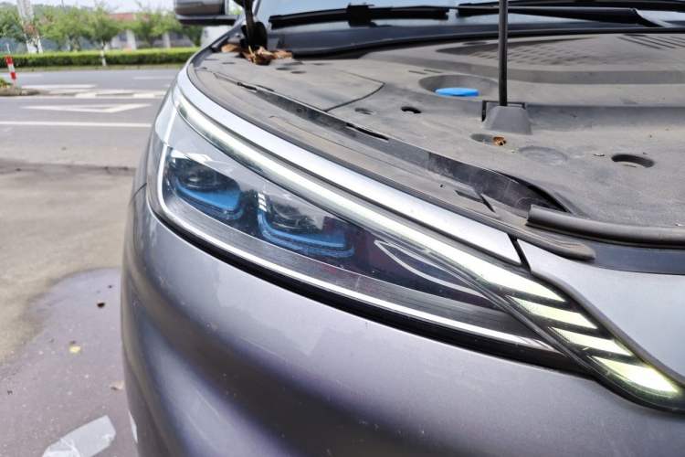 Used BYD Yuan PLUS 2022 510 km Flagship Version Right Front Headlight