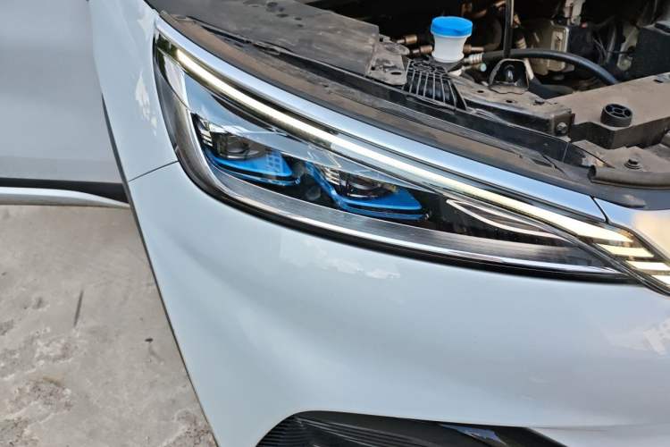 Used BYD Yuan PLUS 2022 510 km Luxury Version Right Front Headlight