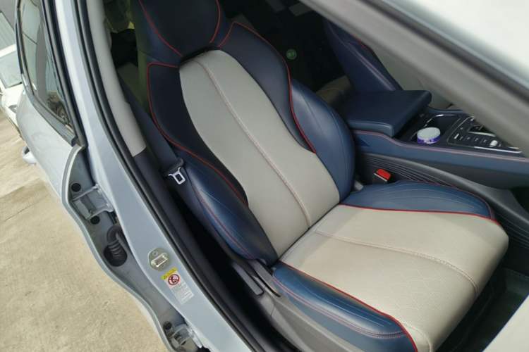 Used BYD Yuan PLUS 2022 430 km Luxury Version Right Front Seat
