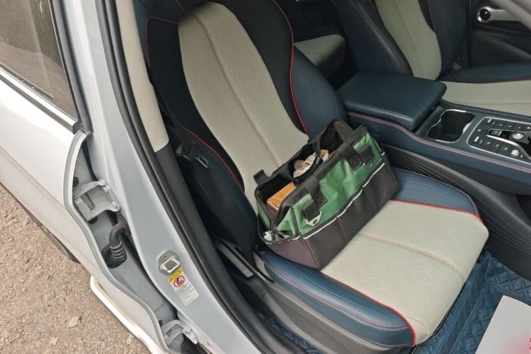 Used BYD Yuan PLUS 2022 510 km Flagship Version Right Front Seat
