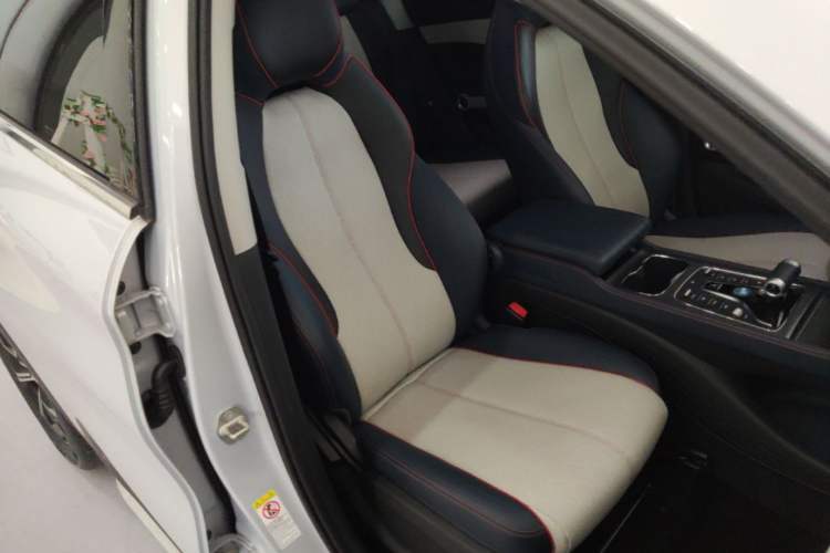 Used BYD Yuan PLUS 2022 430 km Luxury Version Right Front Seat