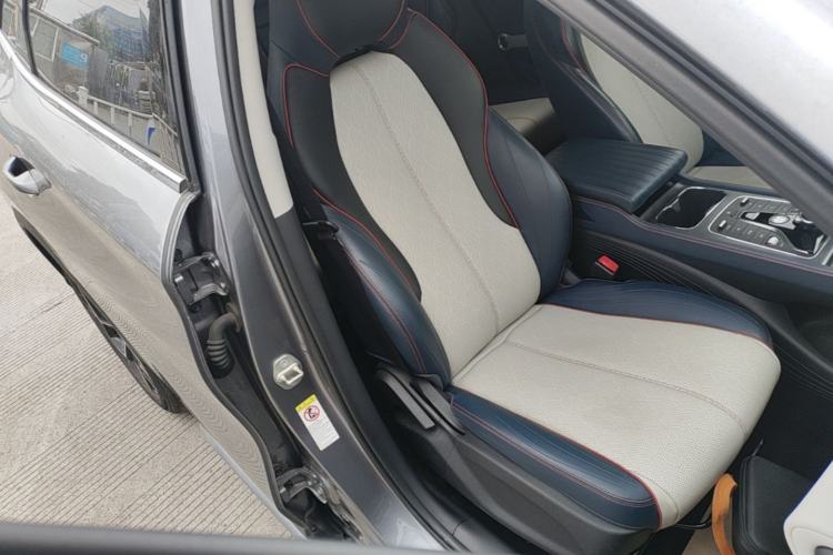 Used BYD Yuan PLUS 2022 510 km Flagship Version Right Front Seat