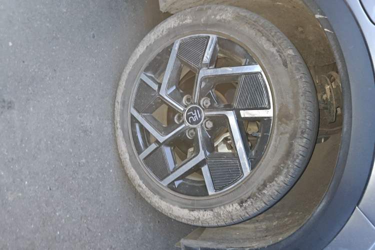 Used BYD Yuan PLUS 2022 510 km Flagship Version Right Front Wheel Hub