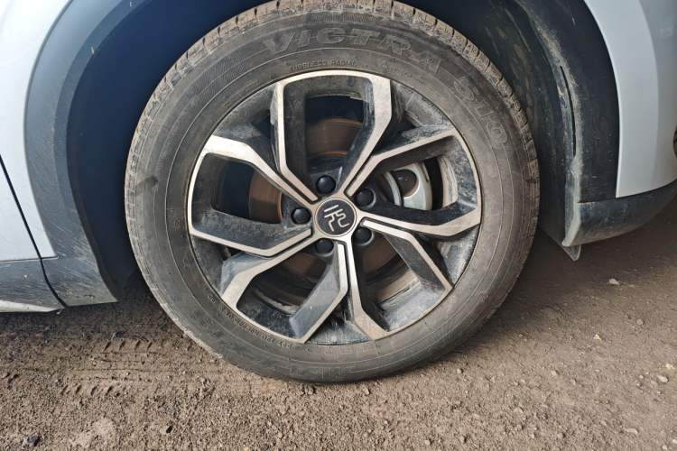 Used BYD Yuan PLUS 2022 510 km Luxury Version Right Front Wheel Hub