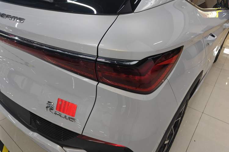 Used BYD Yuan PLUS 2022 510KM Flagship PLUS Right Rear Taillight