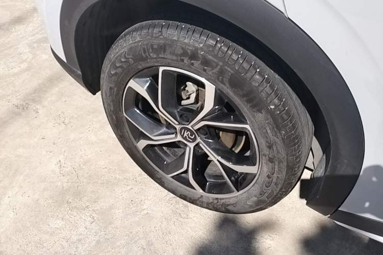 Used BYD Yuan PLUS 2022 430 km Luxury Version Right Rear Wheel Hub