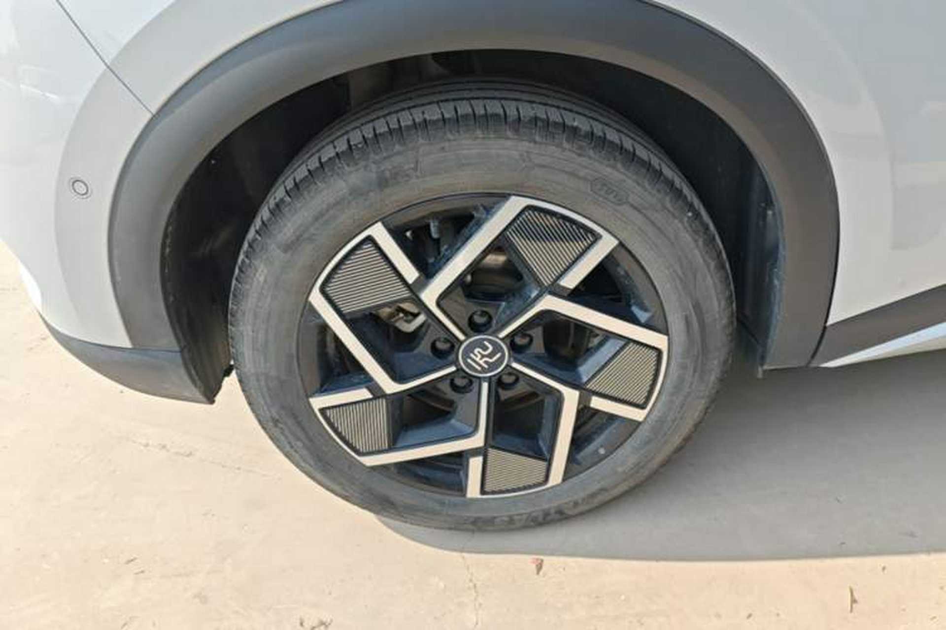Used BYD Yuan PLUS 2022 510KM Flagship PLUS Right Rear Wheel Hub