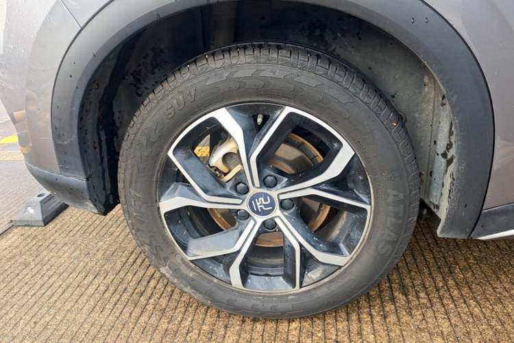 Used BYD Yuan PLUS 2022 430 km Luxury Version Right Rear Wheel Hub