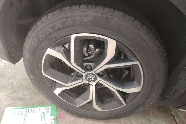 Used BYD Yuan PLUS 2022 430 km Luxury Version Right Rear Wheel Hub