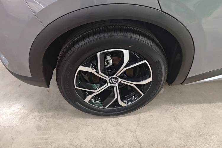 Used BYD Yuan PLUS 2022 430 km Luxury Version Right Rear Wheel Hub