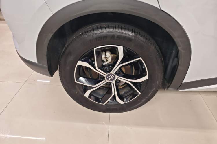 Used BYD Yuan PLUS 2022 430 km Luxury Version Right Rear Wheel Hub