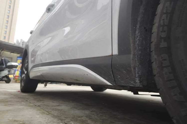 Used BYD Yuan PLUS 2022 430 km Luxury Version Right Side Sill