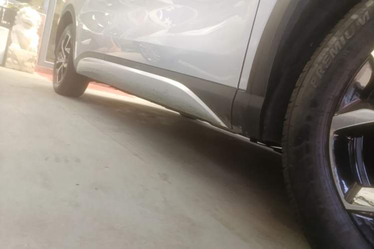 Used BYD Yuan PLUS 2022 430 km Luxury Version Right Side Sill