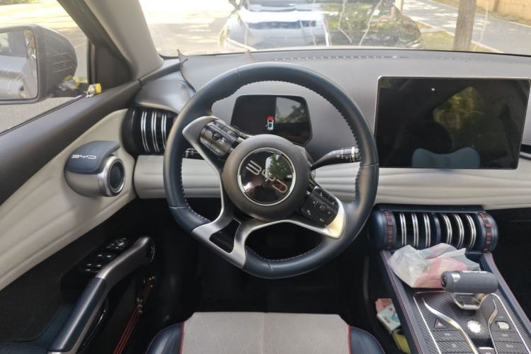 Used BYD Yuan PLUS 2022 430 km Luxury Version Steering Wheel