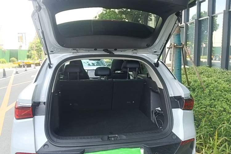 Used BYD Yuan PLUS 2022 430 km Luxury Version Trunk