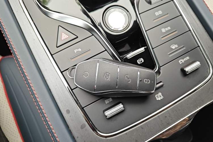 Used BYD Yuan PLUS 2022 510 km Luxury Version Vehicle Key