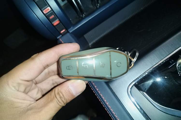 Used BYD Yuan PLUS 2022 510 km Luxury Version Vehicle Key
